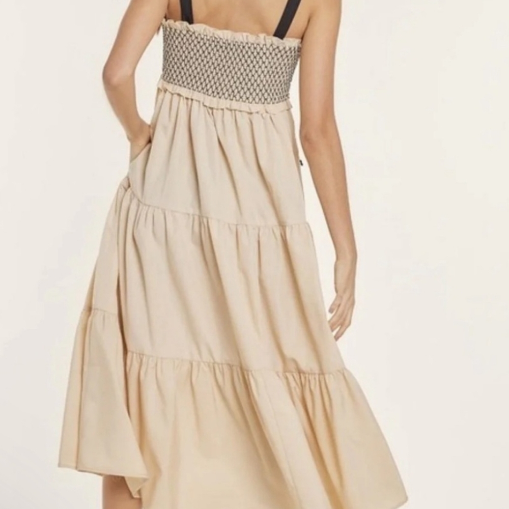 Elegant Beige Maxi Dress